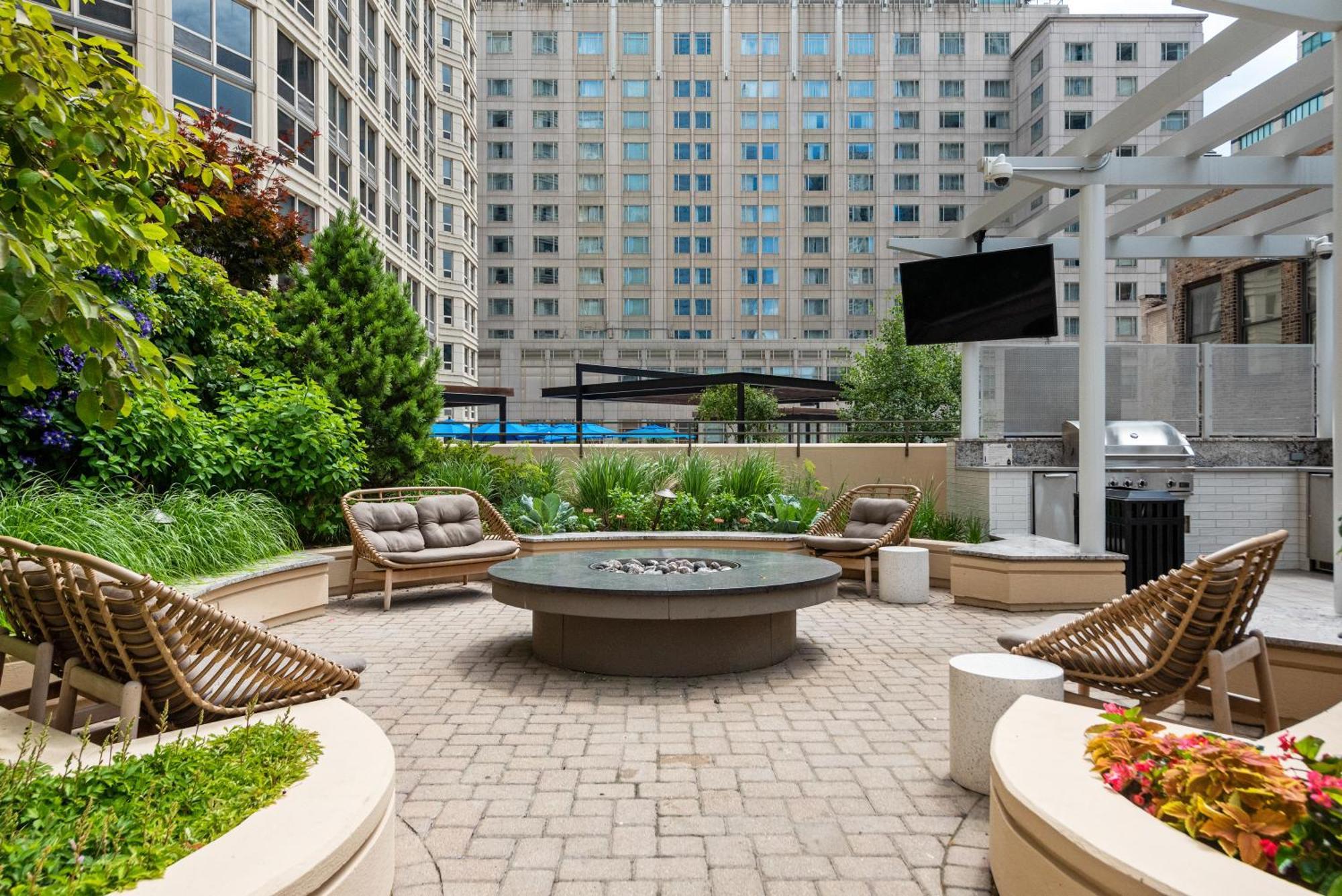 The Bernardin Gold Coast Luxury Apartments Near Magnificent Mile ชิคาโก ภายนอก รูปภาพ