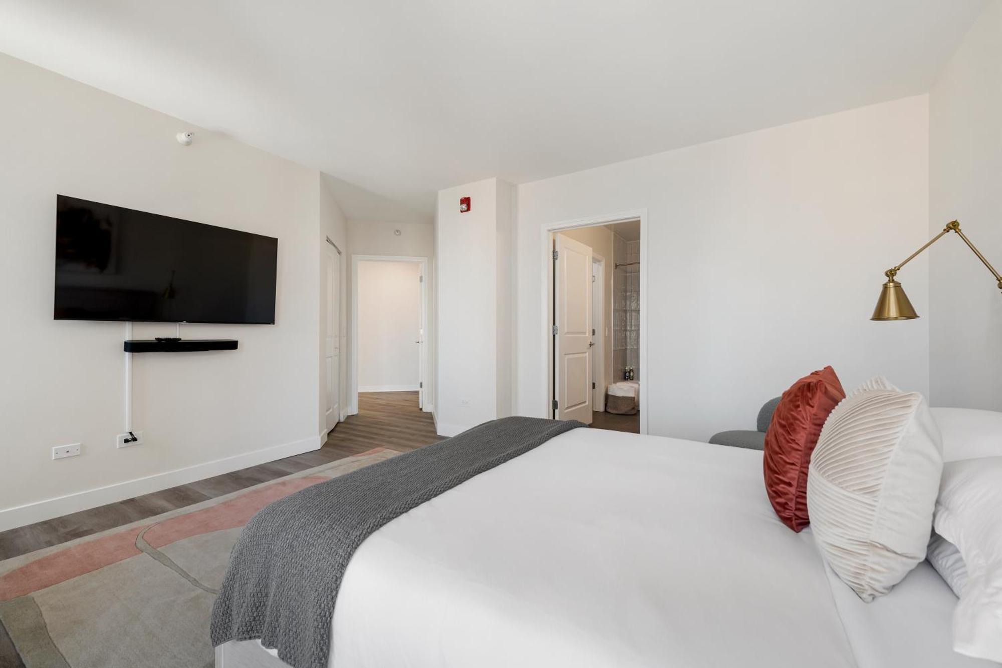The Bernardin Gold Coast Luxury Apartments Near Magnificent Mile ชิคาโก ภายนอก รูปภาพ