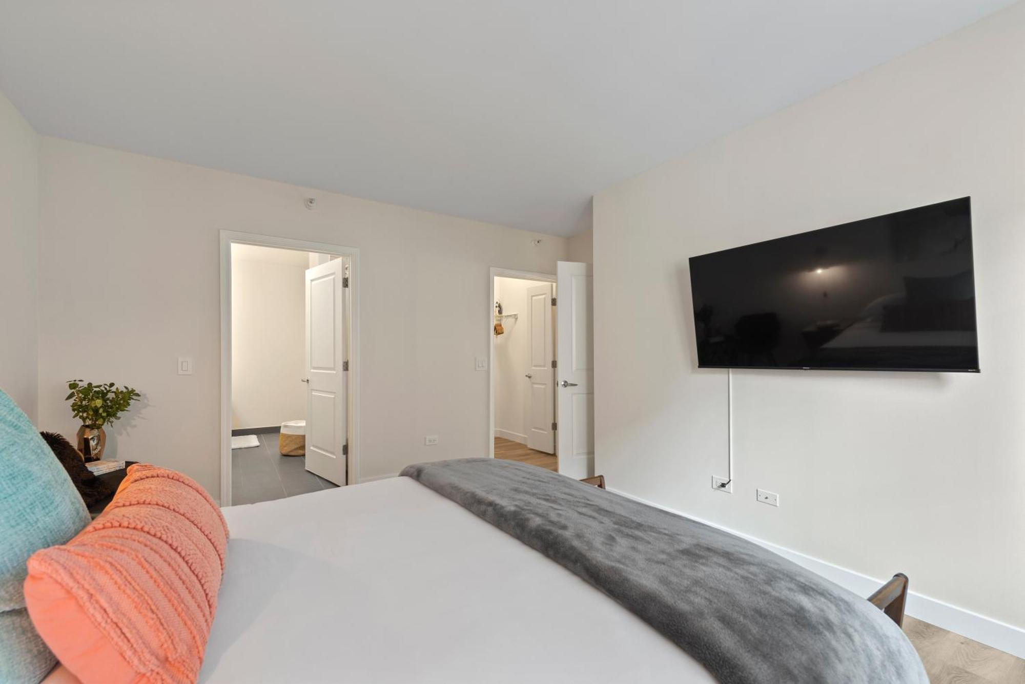 The Bernardin Gold Coast Luxury Apartments Near Magnificent Mile ชิคาโก ภายนอก รูปภาพ