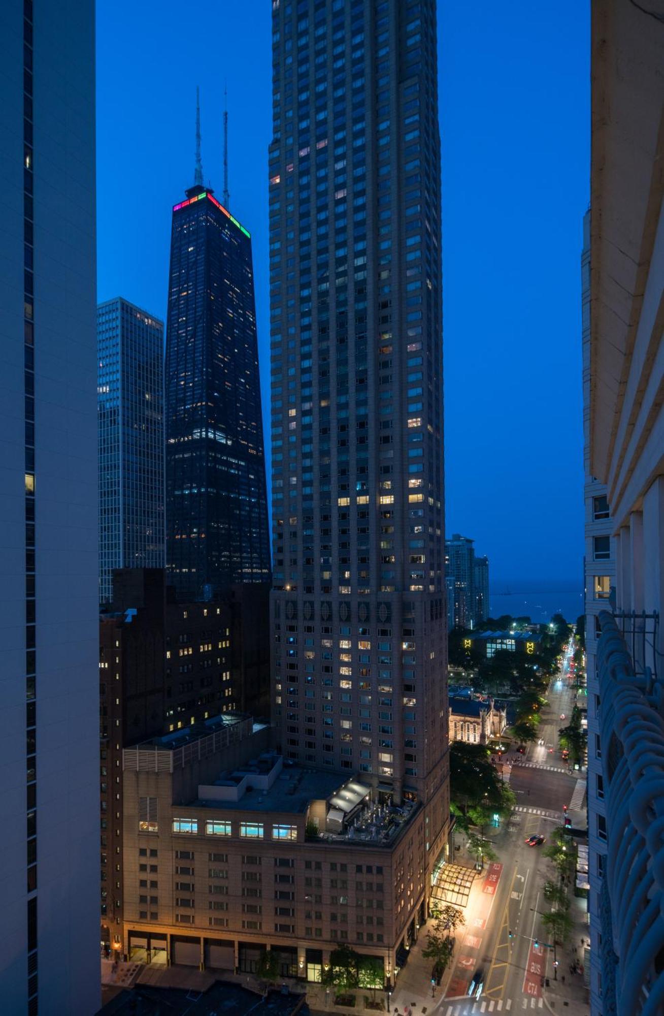 The Bernardin Gold Coast Luxury Apartments Near Magnificent Mile ชิคาโก ภายนอก รูปภาพ