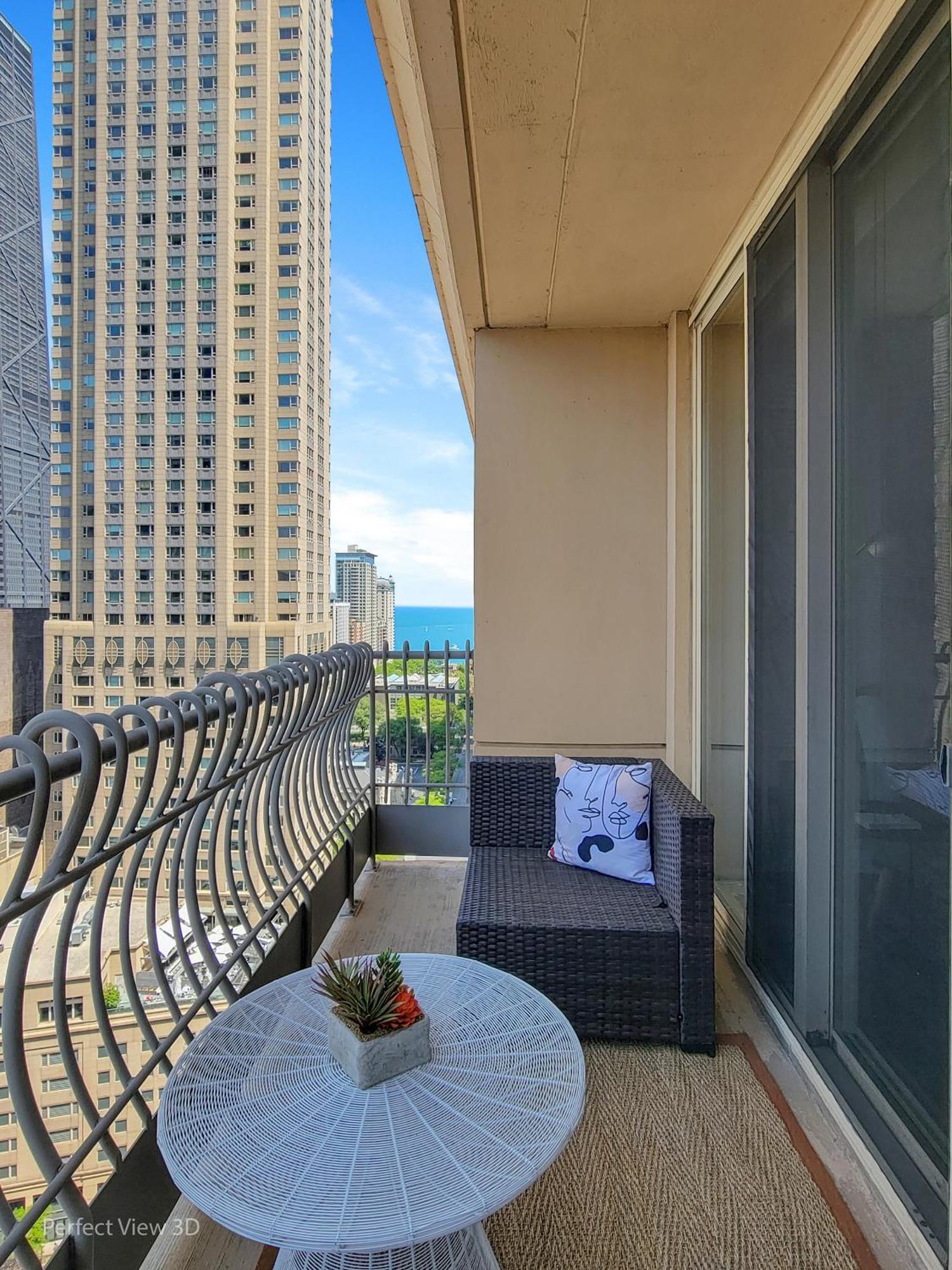 The Bernardin Gold Coast Luxury Apartments Near Magnificent Mile ชิคาโก ภายนอก รูปภาพ